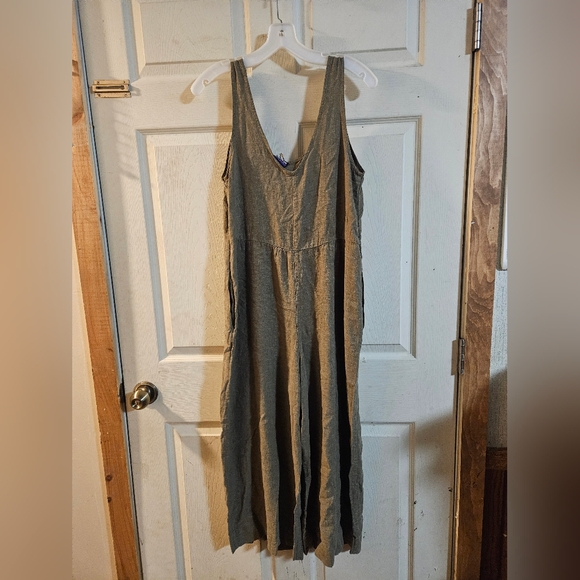 Patagonia Women's Garden Island Jumpsuit: RIVER ROCK GREEN: NEW WITH TAGS: SZ S - Picture 4 of 4